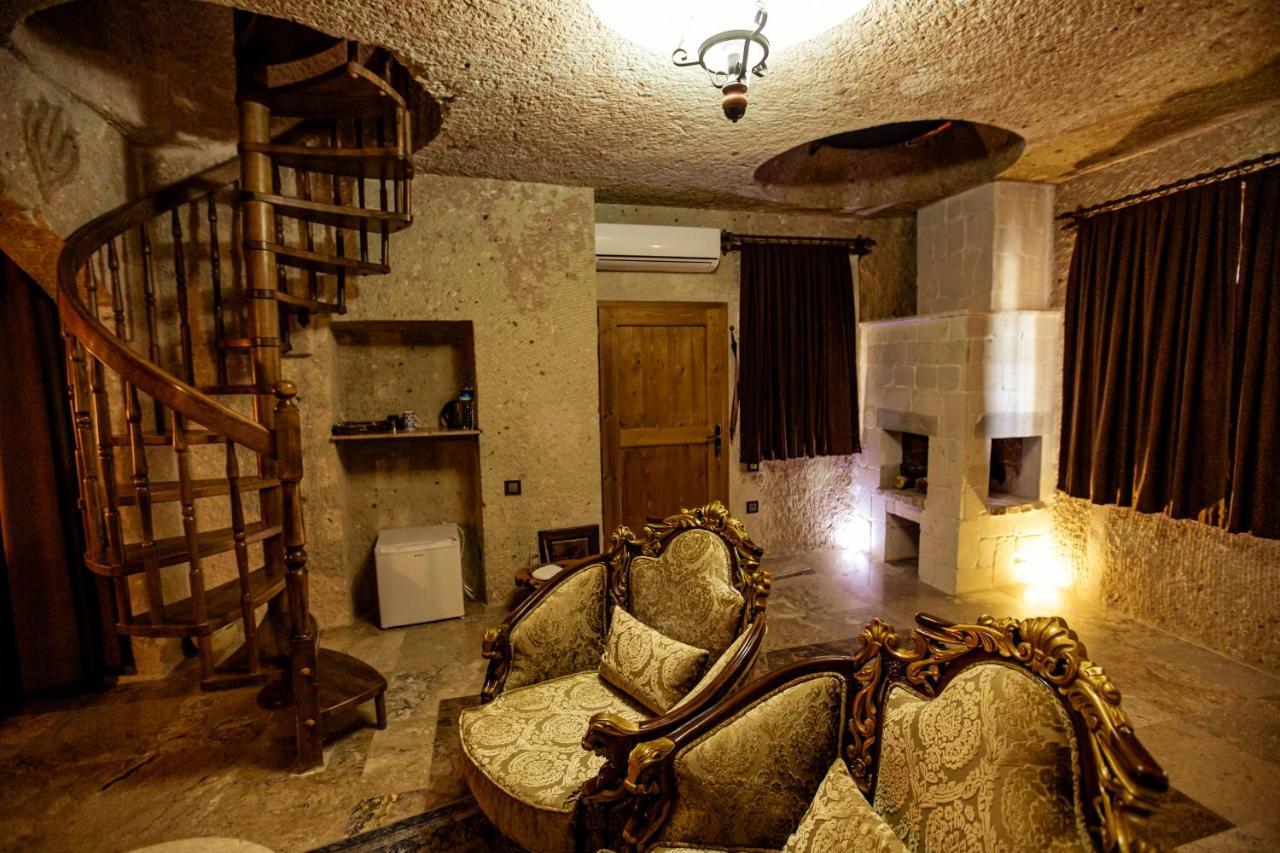 Oread Cave Suites Юргюп Екстериор снимка