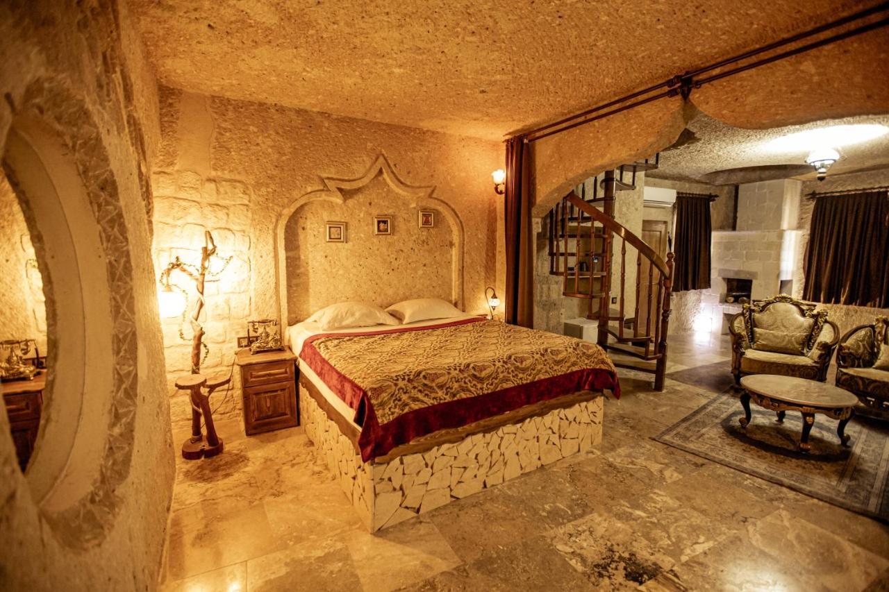 Oread Cave Suites Юргюп Екстериор снимка