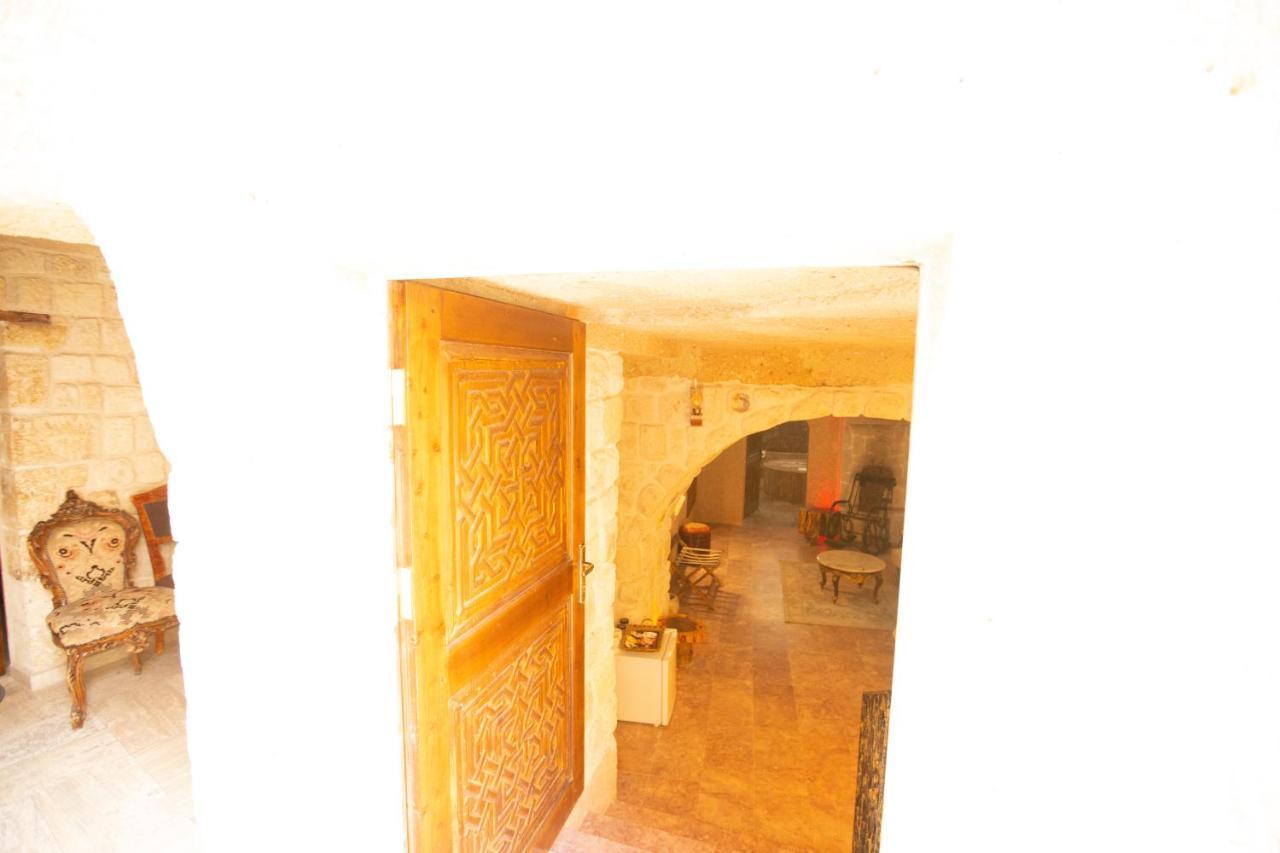 Oread Cave Suites Юргюп Екстериор снимка