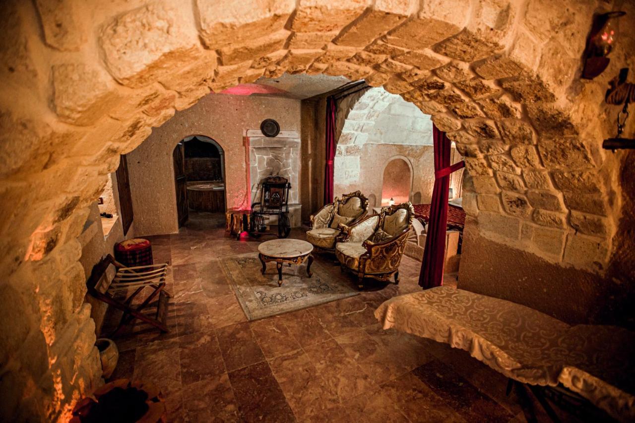 Oread Cave Suites Юргюп Екстериор снимка