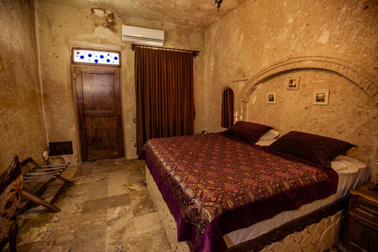 Oread Cave Suites Юргюп Екстериор снимка