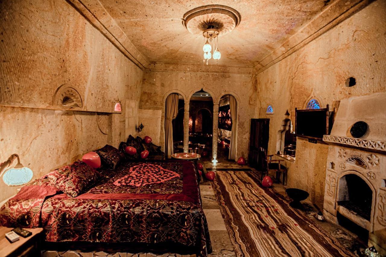 Oread Cave Suites Юргюп Екстериор снимка