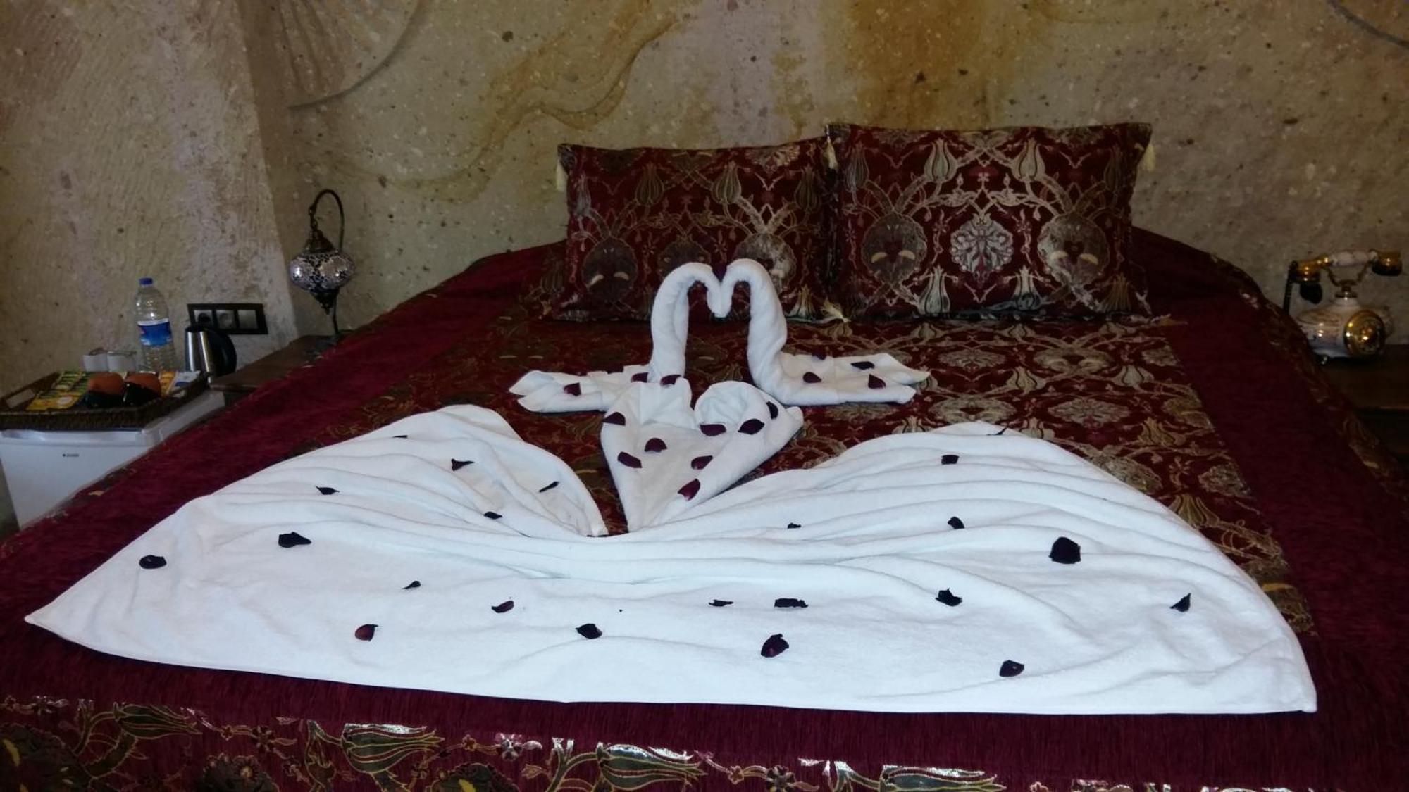 Oread Cave Suites Юргюп Стая снимка